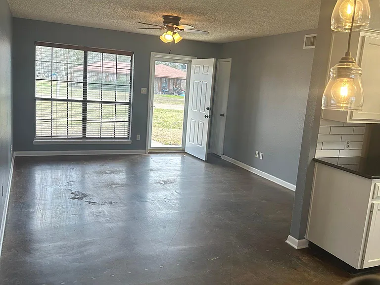109 Red Pheasant Dr — Photo 7