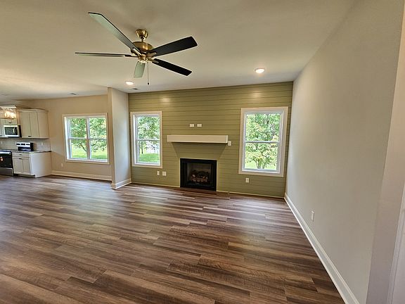 4th image of 2636 Phillips Rd