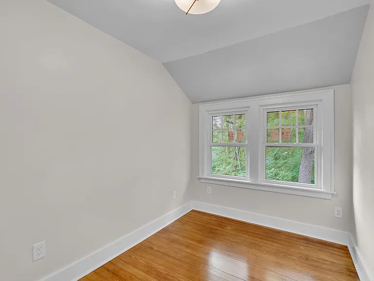 850 Campbell Blvd — Photo 31
