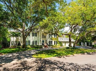 3011 W Hawthorne Rd, Tampa, FL 33611