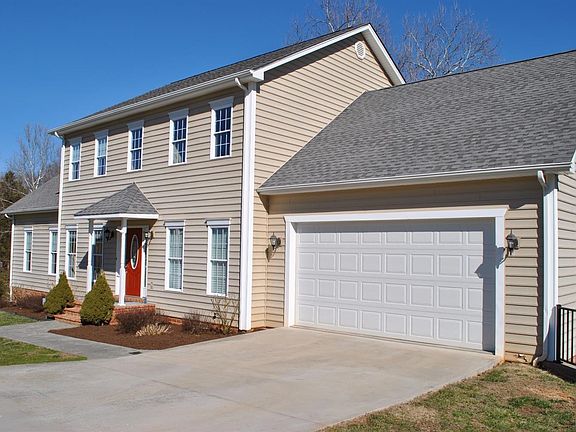 2nd image of 147 Gartin Pl