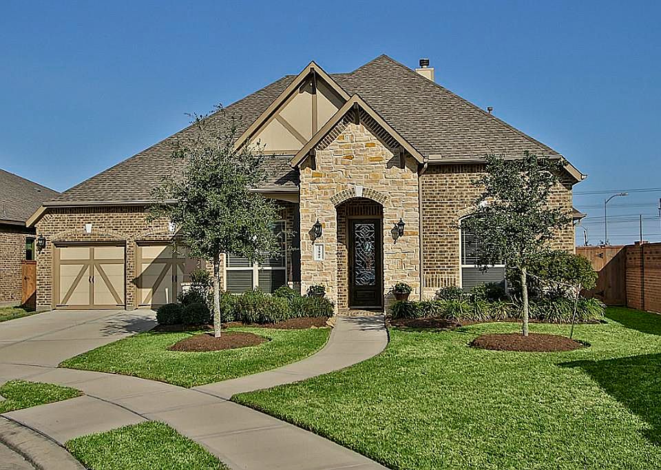 1st image of 23902 Milazzo Dr