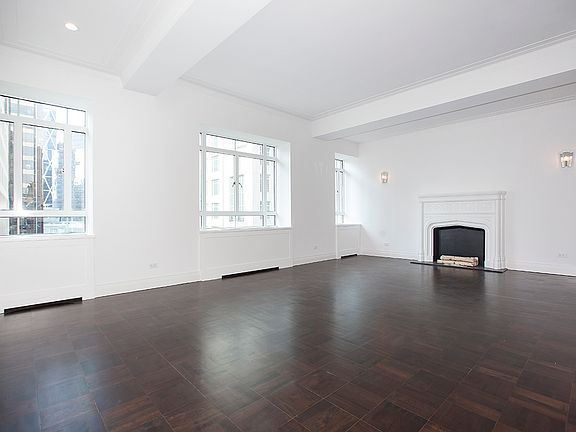 3rd image of 25 Central Park W APT 18I