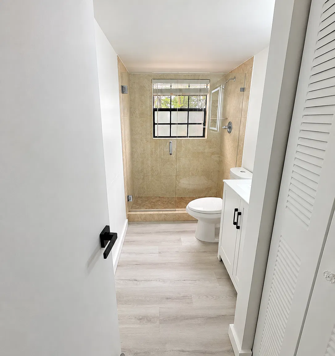 2 bed, 921 sqft, $2,400 — Photo 4
