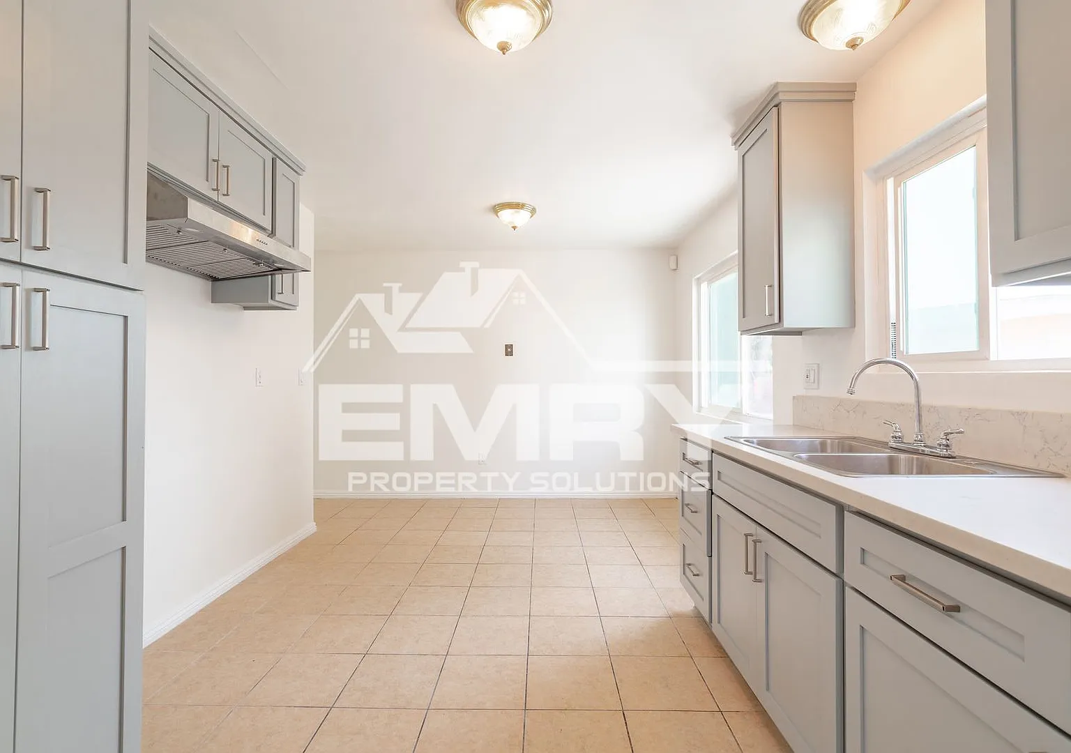 3848 W 105th St Inglewood, CA 90303 — Photo 3