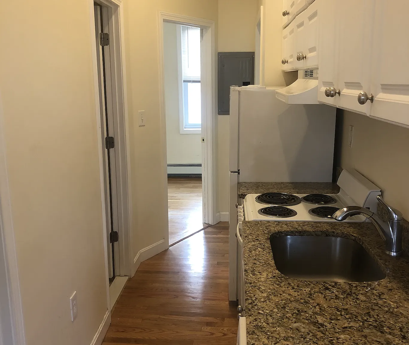 3 bed, 2.0 bath, $5,350 — Photo 1