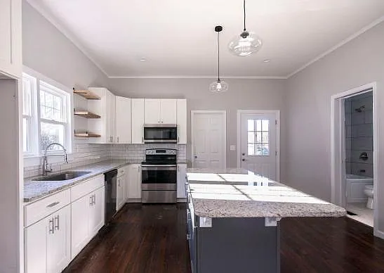 81 Smythe Ave — Photo 7