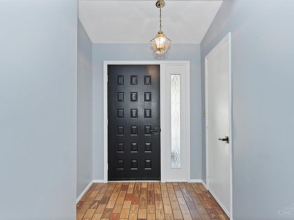 5th image of 4580 Muirvalley Ct
