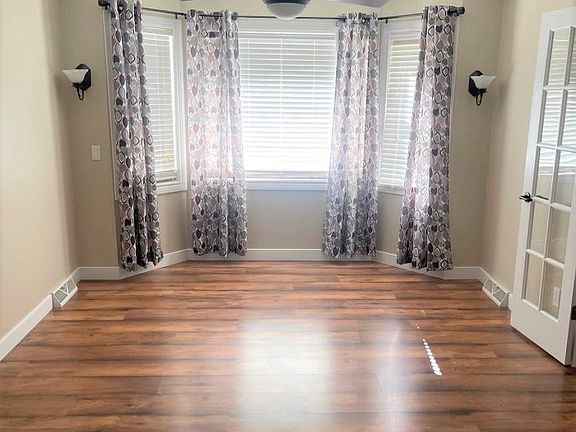5th image of 11249 Bay Hills Dr