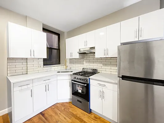 Rented by Skyward | media 9