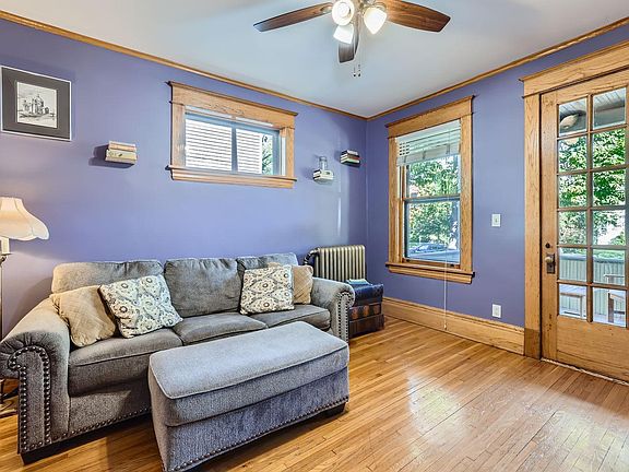 3rd image of 630 Marshall Ave APT 2