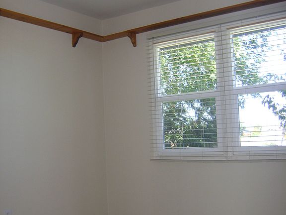 Bedroom 11x11 apprx.