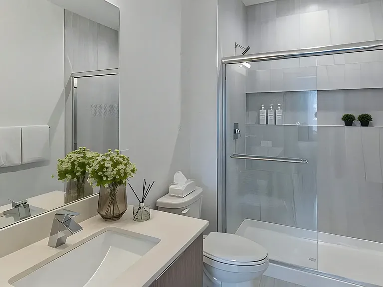 The Paragon Apartments — Photo 11