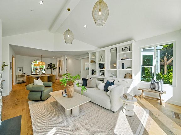 4th image of 50 Sandy Creek Way