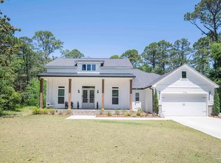 4798 Soundside Dr, Gulf Breeze, FL 32563