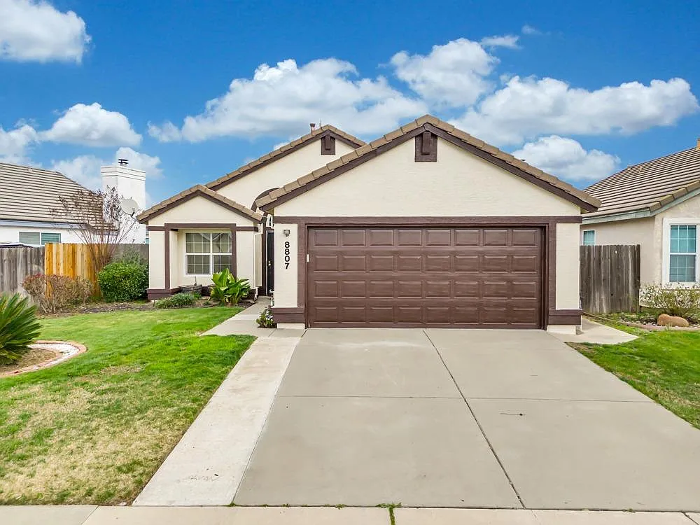 8807 Apricot Woods Way photo 1