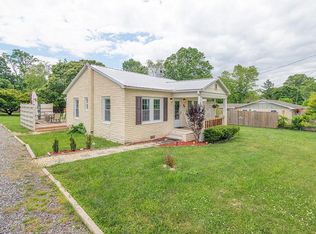 50 Hutchins Rd, Black Mountain, NC 28711