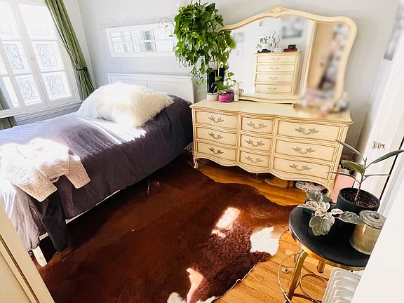 4th image of 237 S Elm Dr APT 6