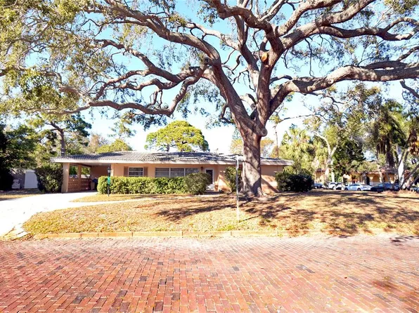 6201 14th Ave S, Gulfport, FL 33707