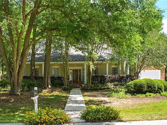 2nd image of 126 Madewood Dr