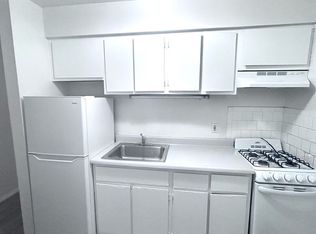 386 57th St NW, Albuquerque, NM 87105
