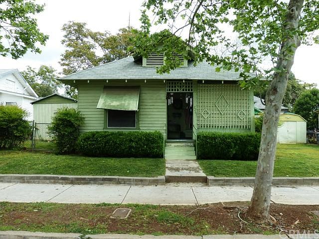 2nd image of 2265 Hewitt Ave