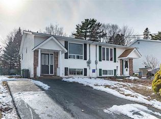 60 Highrigger Cres, Middle Sackville, NS B4E2Z7