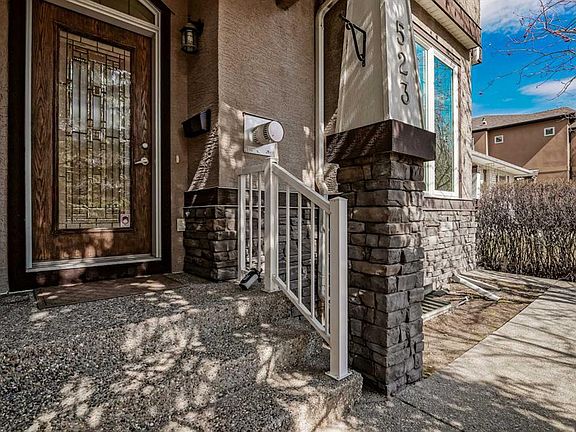 5th image of 523 SE 34th St NW #1