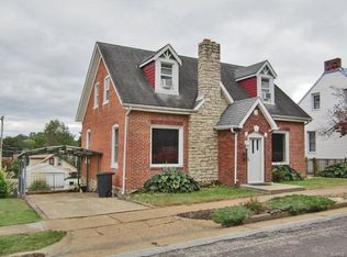 216 W 5th St, Hermann, MO 65041