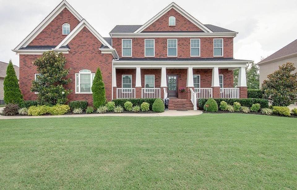 1st image of 2708 Blooming Oak Pl