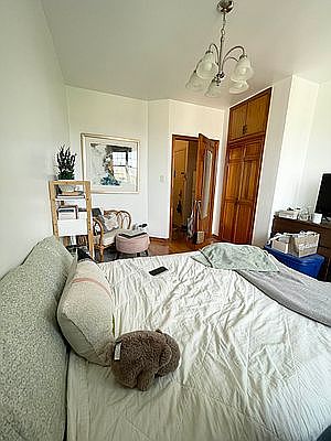 2nd image of 89 Diamond St #5
