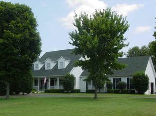 1094 Peachtree Ln, Bowling Green, KY 42103