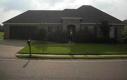 1st image of 105 Southwood Dr