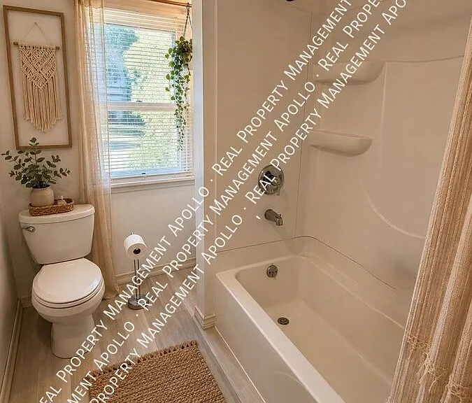 563 Lincoln Ave — Photo 8