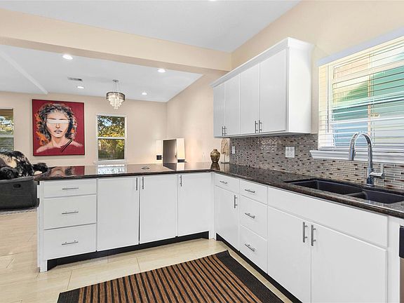 5th image of 5324 Avenue R