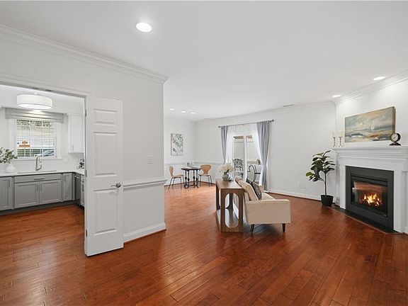 5th image of 1036 Draketail Ln #4A