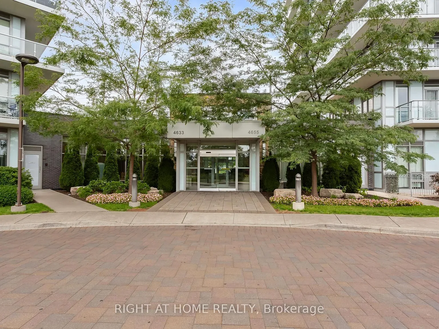 3 bed, $3,100 — Photo 2