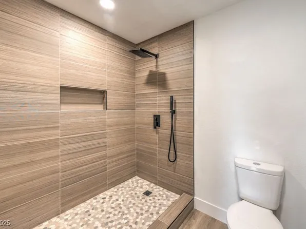 2606 S Durango Dr APT 117, Las Vegas, NV 89117