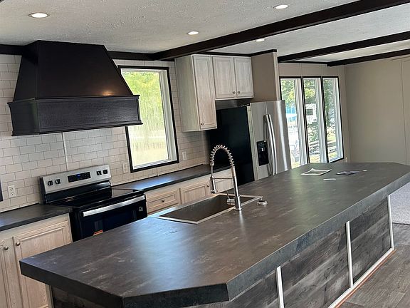 3rd image of 25 Marble Ln