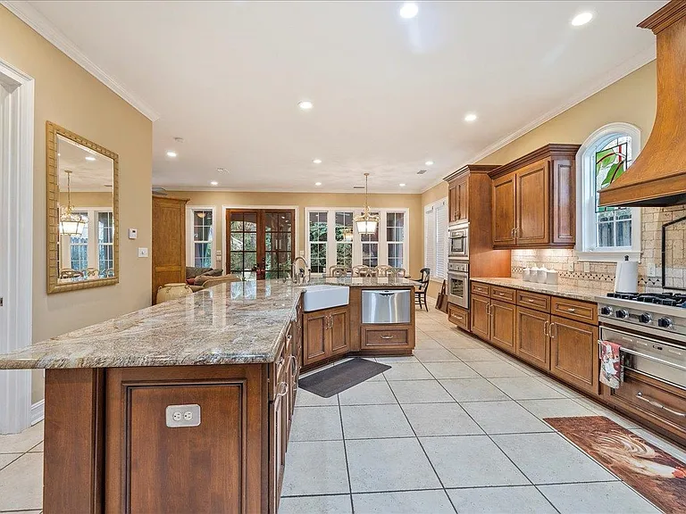 4146 Forsythe Way — Photo 17