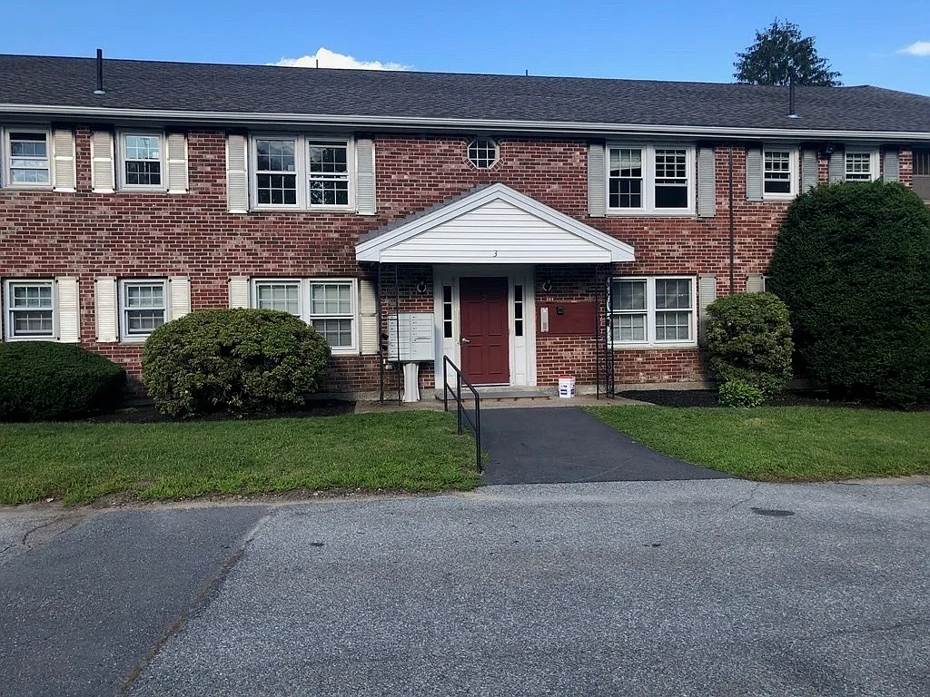 3 Elm St — Photo 2