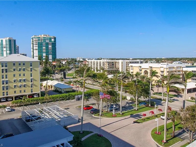 3443 Gulf Shore Blvd N #213 — Photo 40