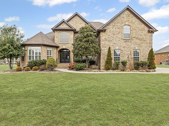 5th image of 808 Furman Dr