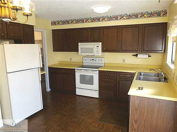 2nd image of 134 Park Meadows Dr