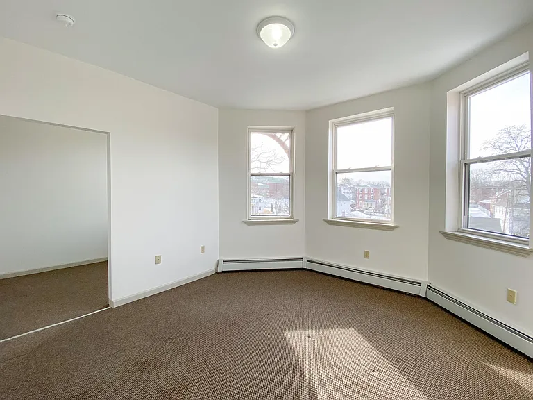 698 Broad St #301 — Photo 6