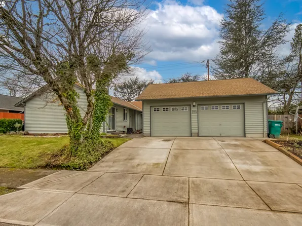 3321 NE View Ave, Gresham, OR 97030