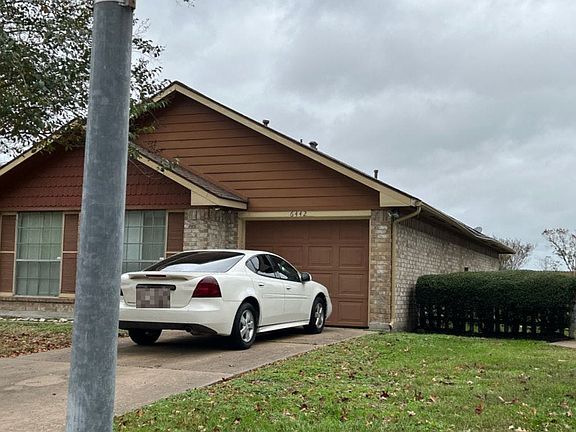 2nd image of 6442 Horsepen Bayou Dr