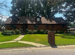 1703 Park Ave, Malvern, AR 72104