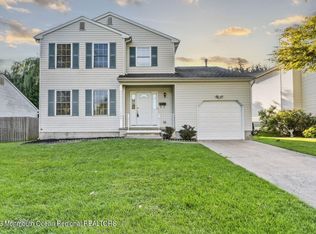 1747 Bellewood Ave, Wall Township, NJ