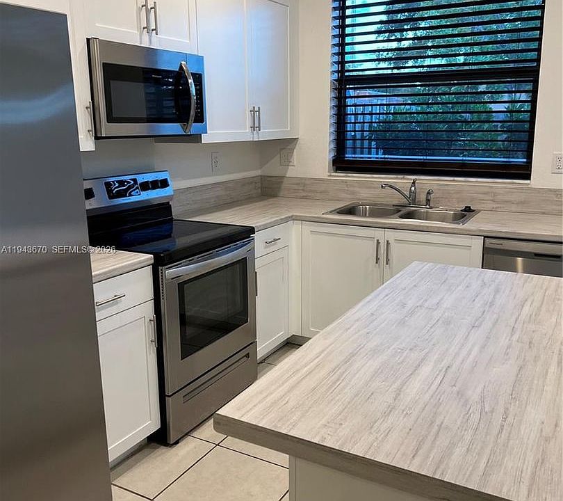 1st image of 20631 NE 7th Pl #0